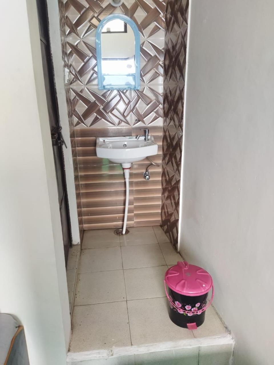 Hotel Narayana Residency Gupta Kashi Экстерьер фото