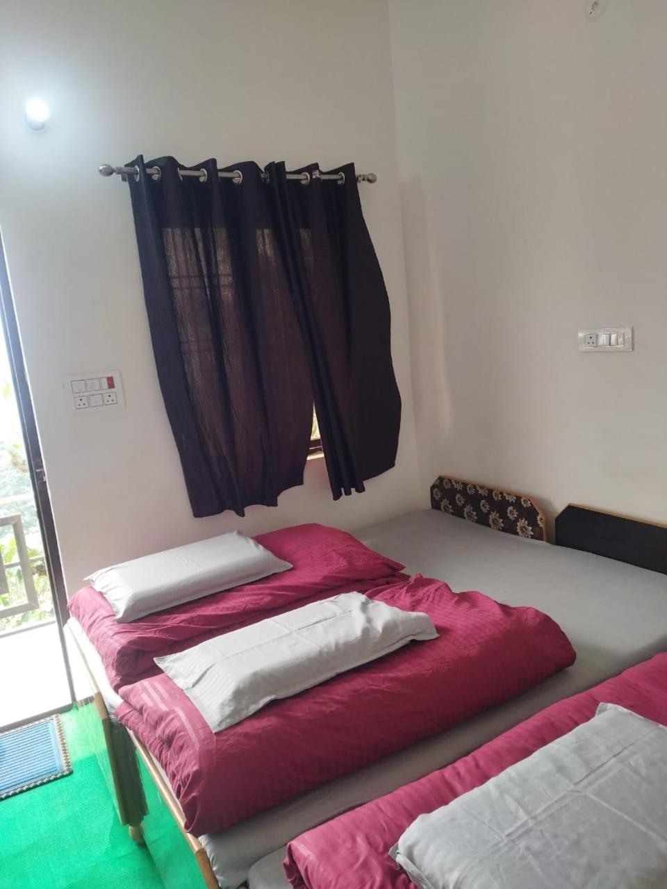 Hotel Narayana Residency Gupta Kashi Экстерьер фото